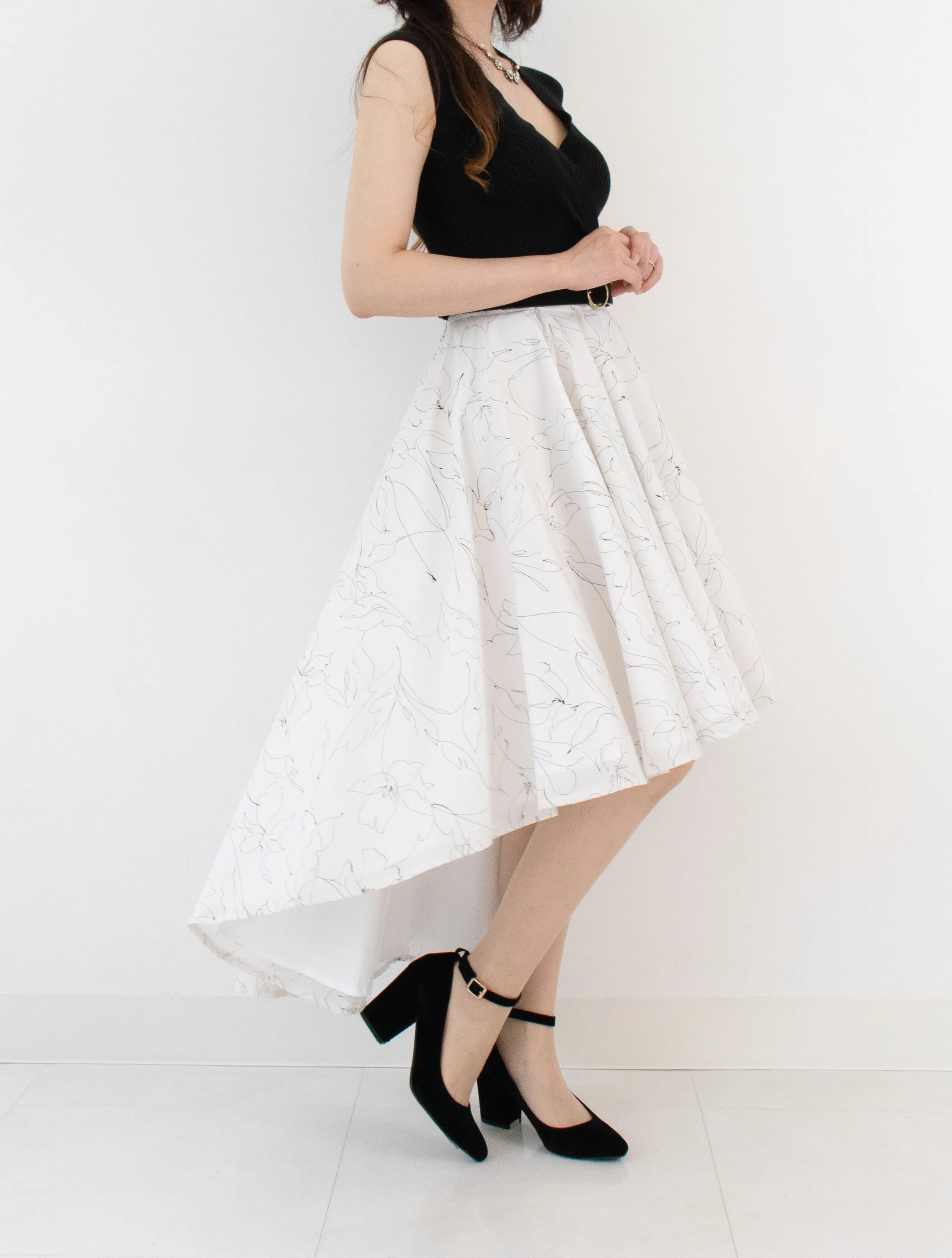 フィッシュテールスカート　白大花柄